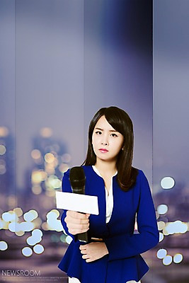 PSD 편집이미지 여자 야경 실내 한명 들기 정장 상반신 20대 성인 앞모습 한국인 뉴스 아나운서 디지털합성 마이크 보케 리포터 기상캐스터 디지털아트 청년여자한명만 성인여자한명만 뉴스룸 이미지편집 직업 1 옷 뷰포인트 음향기기 모션 사람 동양인 청년 내부 야간 여자한명만 성인여자만 청년여자만 파일형식 풍경_경치
