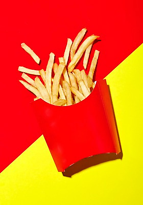 포토 JPG 음식 패스트푸드 사람없음 빨간색 노란색 튀김 감자튀김 팝아트 국내포토 컬러 감자 인스턴트 그림 파일형식