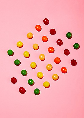 포토 JPG 음식 분홍색 디저트 사람없음 초콜릿 여러개 원형 팝아트 국내포토 도형 컬러 다수 그림 파일형식