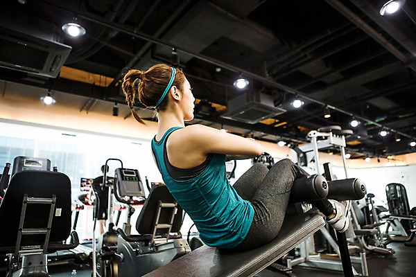 포토 JPG 전신 여자 실내 한명 20대 성인 옆모습 운동복 눕기 운동 헬스 한국인 목표 열정 윗몸일으키기 청년여자한명만 성인여자한명만 국내포토 1 옷 감정 뷰포인트 컨셉 모션 건강 사람 동양인 청년 내부 여자한명만 성인여자만 청년여자만 파일형식