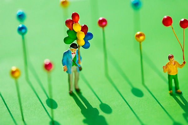 포토 JPG 스튜디오촬영 할아버지 어린이 근접촬영 사람없음 모형 미니어처 풍선 국내포토 노년 남자 뷰포인트 실내 사람 파일형식