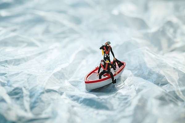 포토 JPG 스튜디오촬영 바다 근접촬영 사람없음 모형 미니어처 잠수부 오리발 잠수장비 선박 국내포토 뷰포인트 수상교통 실내 장비 전문직 파일형식