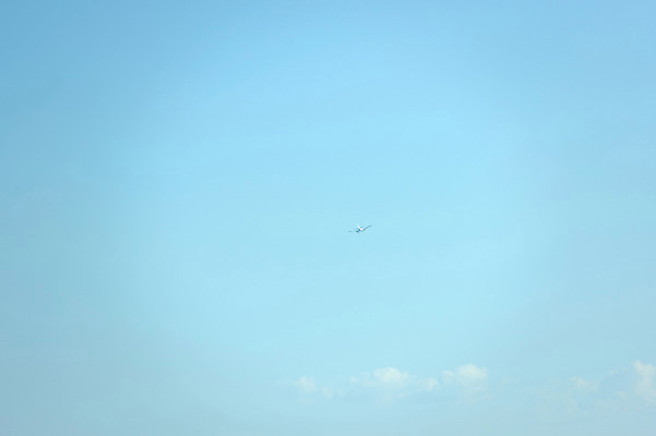 포토 JPG 주간 구름 하늘 비행기 풍경 사람없음 야외 일본 구마모토 국내포토 자연요소 아시아 항공교통 대중교통 파일형식