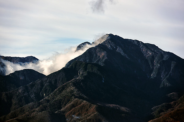 포토 JPG 주간 구름 자연 하늘 산 풍경 사람없음 야외 일본 미나미알프스 야마나시 국내포토 자연요소 아시아 생태계 파일형식
