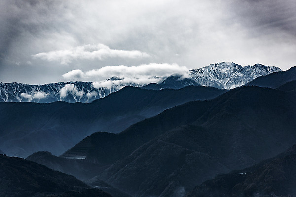 포토 JPG 주간 구름 자연 하늘 산 풍경 사람없음 야외 일본 미나미알프스 야마나시 국내포토 자연요소 아시아 생태계 파일형식