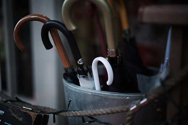 포토 JPG 주간 우산 풍경 사람없음 야외 일본 우산꽂이 국내포토 자연요소 아시아 꽂이 파일형식