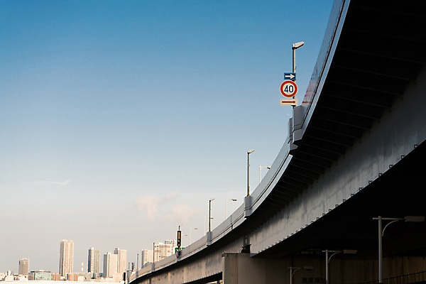 포토 JPG 주간 구름 하늘 풍경 사람없음 야외 일본 다리 도시 표지판 도쿄 국내포토 자연요소 아시아 알림판 신체부위 파일형식