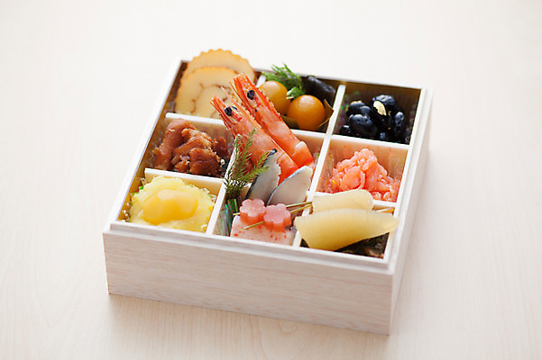 포토 JPG 음식 새우 실내 사람없음 목재 한개 계란말이 검은콩 청어알 콩조림 일본음식 오세치 국내포토 나무 1 재료 콩 갑각류 내부 알 계란요리 조림 파일형식