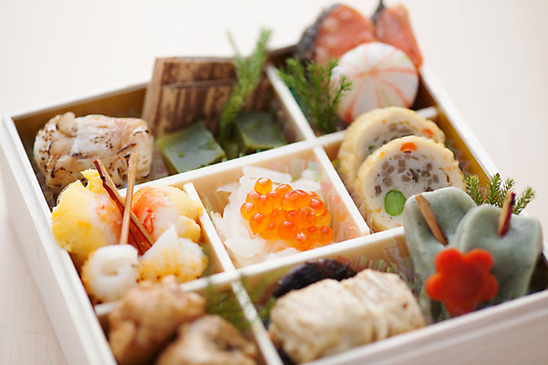 포토 JPG 음식 실내 근접촬영 사람없음 아웃포커스 한개 곤약 연어알 일본음식 오세치 국내포토 1 뷰포인트 촬영기법 내부 알 파일형식