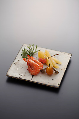 포토 JPG 접시 음식 새우 실내 사람없음 금귤 청어알 일본음식 오세치 국내포토 식기 귤 갑각류 내부 알 파일형식