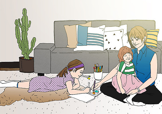 PSD 여자 어린이 쿠션 거실 일러스트 엄마 색연필 선인장 함께함 성인 세명 소파 화목 다정 카펫 자녀 그리기 스케치북 아트툰 국내일러스트 식물 컨셉 의자 가족 모션 학용품 사람 그림 파일형식