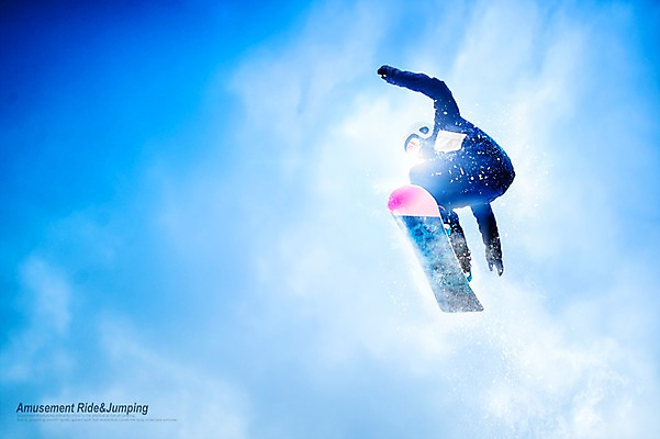 주간 PSD 구름 편집 편집이미지 남자 하늘 겨울스포츠 한명 성인 야외 점프 스노우보드 익스트림스포츠 디지털합성 합성 디지털아트 이미지편집 자연요소 1 스포츠 모션 사람 보드_스포츠 파일형식