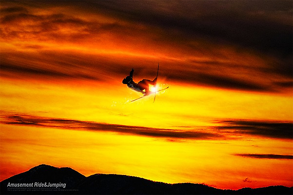 주간 PSD 구름 편집 편집이미지 남자 하늘 스키 겨울스포츠 스키장 산 한명 성인 야외 태양 점프 익스트림스포츠 디지털합성 합성 디지털아트 이미지편집 자연요소 1 스포츠 모션 사람 파일형식