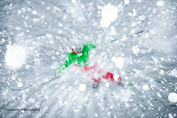 주간 PSD 구름 편집 편집이미지 남자 하늘 스키 겨울스포츠 스키장 한명 성인 야외 눈 익스트림스포츠 디지털합성 합성 디지털아트 이미지편집 자연요소 1 스포츠 날씨 사람 파일형식