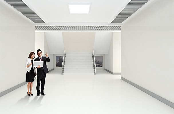 PSD 편집 편집이미지 여자 남자 비즈니스 실내 대화 성인 두명 노트북 계단 한국인 비즈니스맨 비즈니스우먼 이미지편집 말하기 사람 동양인 내부 전자제품 직장인 파일형식