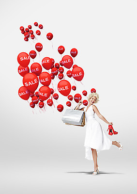 전신 PSD 외국인 편집이미지 원피스 여자 한명 서기 미소 들기 20대 성인 쇼핑 쇼핑백 세일 하이힐 풍선 이미지편집 1 옷 구두 가방 모션 표정 사람 인종 청년 여성화 파일형식