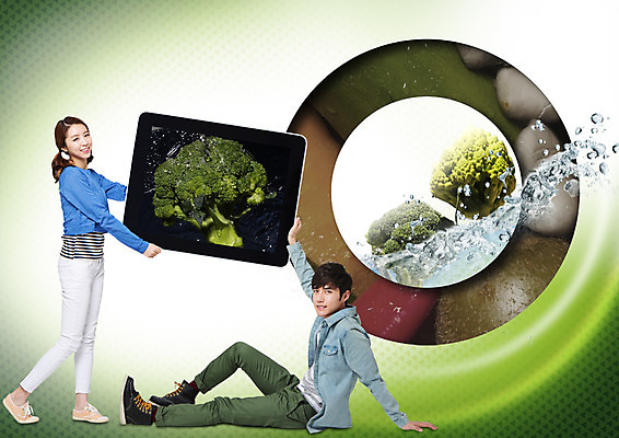 전신 PSD 편집이미지 커플 여자 남자 서기 미소 들기 앉기 20대 성인 두명 옆모습 물 태블릿 한국인 원형 브로콜리 수분 이미지편집 자연요소 도형 뷰포인트 채소 관계 모션 표정 사람 동양인 청년 전자제품 스마트기기 파일형식