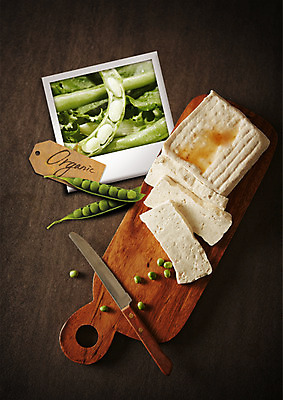 PSD 편집이미지 영어 음식 식재료 사람없음 꼬리표 나이프 유기농 완두콩 두부 나무도마 이미지편집 문자 식기 웰빙 콩 도마 목재 라벨 칼 파일형식