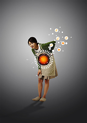 전신 PSD 편집이미지 여자 40대 의학 허리숙이기 한명 서기 성인 어둠 고통 한국인 찡그림 대장 복통 이미지편집 1 감정 중년 모션 표정 숙이기 사람 동양인 장기_의학 질병 파일형식