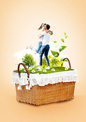 전신 PSD 나무 백인 편집이미지 커플 여자 남자 꽃 포옹 나뭇잎 서기 미소 잔디 20대 성인 두명 소풍바구니 들어올리기 이미지편집 서양인 식물 잎 관계 안기 모션 표정 사람 청년 바구니 파일형식
