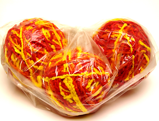 포토 JPG 해외이미지 옷 사람없음 빨간색 노란색 실 코드 플라스틱 짜임 양모 고립 해외202004 해외포토 컬러 재질 직물 파일형식 이미지허브