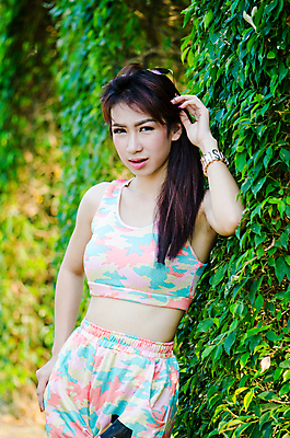 포토 JPG 해외이미지 모델 1 응시 여자 행복 얼굴 밭 태국 휴식 건강 사랑 한명 웃음 사람 동양인 성인 야외 운동복 운동 노란색 봄 기쁨 꿈 자유 입 치아 해외202004 해외포토 시선 옷 계절 감정 아시아 컬러 컨셉 농업 표정 인종 신체부위 소화기관 파일형식 이미지허브