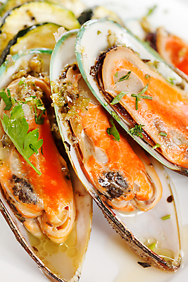 포토 JPG 해외이미지 바다 백그라운드 잎 다이어트 채소 낚시 파슬리 건강 요리 사람없음 뜨거움 맛 애피타이저 수증기 홍합 라임 칼로리 성분 배급 앙트레 주키니 캐서롤 캡모자 해외202004 해외포토 식물 모자_잡화 음식 컨셉 과일 레저 어패류 용기_그릇 파일형식 이미지허브