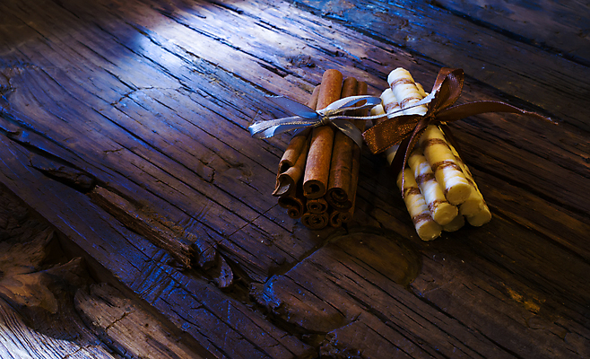 포토 JPG 해외이미지 음식 백그라운드 크리스마스 재료 탁자 휴가 디저트 건조 나선형 건강 요리 사람없음 목재 장식 컬러풀 갈색 노란색 쌓기 숟가락 검은색 흰색 업무 양념 조미료 막대기 닫기 달콤 맛 가루 두루마리 굽기 먹기 허브 향신료 묘사 유기농 매움 향기 아로마 나무껍질 향 흙더미 내추럴 땅바닥 시나몬 식용 해외202004 해외포토 나무 식물 웰빙 기념일 컬러 가구 컨셉 무늬 모션 바닥 수저 흙 껍질 작업 구이 냄새 향미료 파일형식 더미 이미지허브