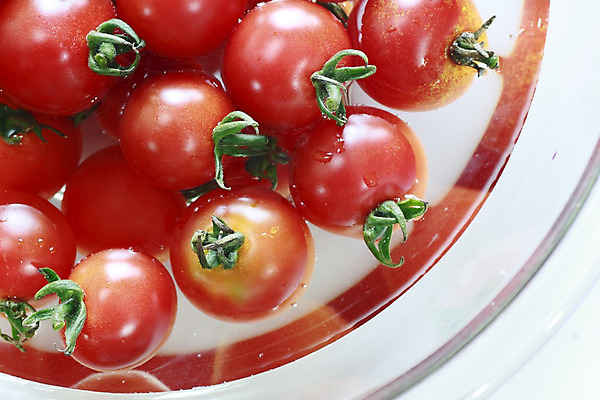 포토 JPG 해외이미지 음식 백그라운드 토마토 채소 과일 건강 사람없음 빨간색 이탈리아 샐러드 신선 먹기 채식주의자 해외202004 해외포토 유럽 컬러 모션 채식 파일형식 이미지허브