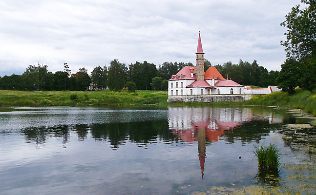 포토 JPG 해외이미지 나무 문화 호수 건축양식 풍경 사람없음 건물 탑 궁전 역사 첨탑 해외202004 해외포토 식물 건축물 건축 고건축 파일형식 이미지허브
