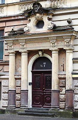 포토 JPG 해외이미지 전통 디자인 외관 유럽 문화 백그라운드 건축양식 창문 거리 주택 미술 사람없음 건물 장식 여행객 문 바위 기둥 도시 역사 도심 묘사 아치 과거 장면 변장 타운 구식 라트비아 리가 옛날 줄서기 스타일 해외202004 해외포토 건축물 건축 나라 컨셉 모션 문화예술 북유럽 사람 돌_바위 파일형식 이미지허브