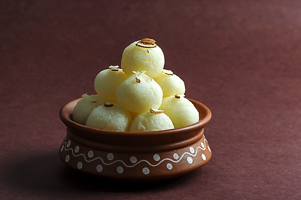 포토 JPG 해외이미지 디저트 사람없음 도자기 원형 사기그릇 인도음식 해외포토 도형 그릇 음식 동양음식 파일형식 이미지허브