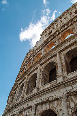 포토 JPG 해외이미지 구름 외관 유럽 건축양식 하늘 사람없음 여름 햇빛 환경 맑음 경기장 봄 이탈리아 바위 역사 닫기 로마 극장 묘사 콜로세움 로마네스크 로마인 원형극장 포럼 해외202004 해외포토 자연요소 계절 건축 나라 스포츠시설 모션 날씨 인종 태양 돌_바위 토론 파일형식 이미지허브