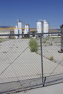 포토 JPG 해외이미지 산업 로우앵글 비즈니스 건축양식 공장 부동산 벽돌 굴뚝 사람없음 야외 건물 가로 빨간색 여름 탑 작업장 제조 큼 버리기 부식 시티라이프 구식 명승지 복잡 옛날 웅장함 카피스페이스 해외202004 해외포토 라이프스타일 건축물 계절 건축 뷰포인트 컬러 컨셉 공업 모션 풍경 공백 재산 크기 파일형식 이미지허브
