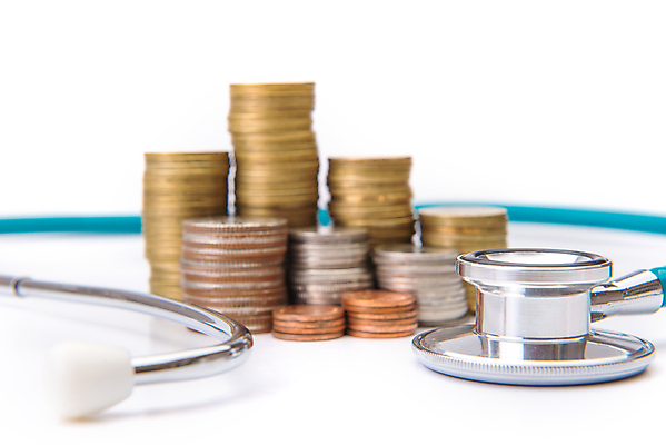 포토 JPG 해외이미지 종이 컨셉 돈 비즈니스 청진기 그래프 건강 병원 사람없음 금융 경제 약 쌓기 동전 장비 시험 의사 흰색 기구 하트 긴급 재산 황금 맥박 질병 계산서 고립 돌봄 심장병 해외202004 해외포토 모양 교육 컬러 의학 의료기기 모션 의료진 파일형식 이미지허브