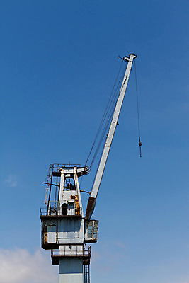 포토 JPG 해외이미지 외관 산업 사람없음 건물 탑 금속 힘 기계 장비 화물 큼 엘리베이터 철 기중기 리프트 포트 무거움 공학 로딩 리프팅 옛날 철강 해외202004 해외포토 건축물 교육 재질 운송업 중장비 무게 크기 파일형식 이미지허브