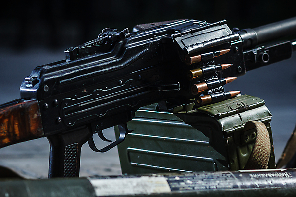 포토 JPG 해외이미지 무기 사람없음 충돌 전쟁 총알 우크라이나 해외202004 해외포토 유럽 파일형식 이미지허브