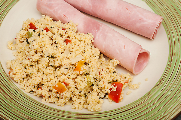 포토 JPG 해외이미지 전통 접시 음식 토마토 양파 피망 오이 파슬리 건강 돼지고기 요리 사람없음 갈색 주방 식사 샐러드 신선 돼지 낟알 허브 준비 햄 성분 채식주의자 핸드메이드 해외202004 해외포토 식물 식기 컬러 채소 포유류 육류 채식 파일형식 이미지허브