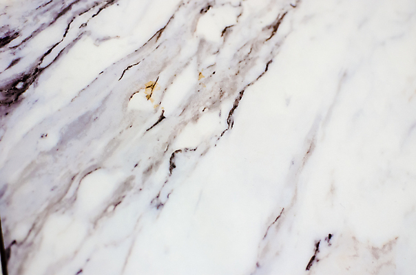 포토 JPG 해외이미지 디자인 벽 백그라운드 패턴 건축양식 자연 벽지 표면 추상 바닥 사람없음 그래픽 장식 빛 검은색 회색 바위 흰색 타일 묘사 질감 대리석 내추럴 옛날 해외202004 해외포토 건축 컬러 무늬 재료 돌_바위 생태계 파일형식 이미지허브