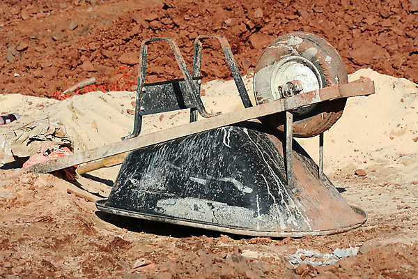 포토 JPG 해외이미지 모래 사람없음 야외 목재 카트 수레 공구 바퀴 핸들 타이어 먼지 해외202004 해외포토 나무 재료 도구 파일형식 이미지허브