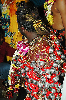 포토 JPG 해외이미지 전통 종교 문화 사람없음 축제 기도 축하 사찰 고리 의식 영혼 인도인 집중 신성 희생 말레이시아 숭배 신앙심 힌두교 해외202004 해외포토 외국인 아시아 컨셉 종교건축 동양인 파일형식 이미지허브