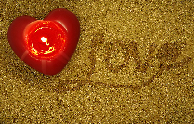 포토 JPG 해외이미지 커플 행복 감정 모래 파도 바다 결혼 백그라운드 컨셉 텍스트 관계 불 휴가 따뜻함 사랑 사람없음 야외 갈색 평화 맑음 일몰 거품 꿈 신혼여행 하트 마음 편지 심볼 사인 그림 파라다이스 필기체 해외202004 해외포토 자연요소 모양 문자 컬러 날씨 이벤트 노을 파일형식 이미지허브