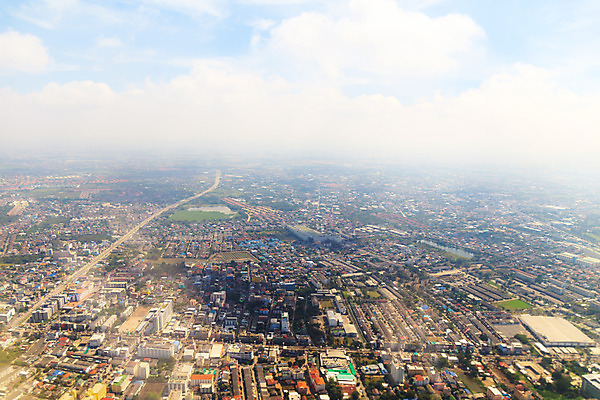 포토 JPG 해외이미지 구름 계절 여행 백그라운드 창문 교통시설 자연 하늘 날씨 풍경 사람없음 야외 여름 파란색 빛 햇빛 맑음 봄 흰색 분위기 수분 천국 흐림 대패 해외202004 해외포토 자연요소 컬러 교통 컨셉 태양 시설 생태계 파일형식 이미지허브