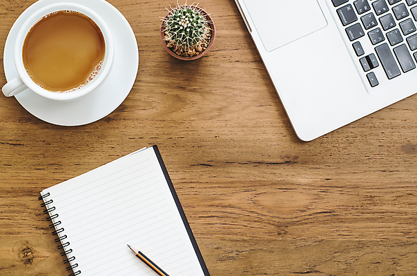 포토 JPG 해외이미지 디자인 종이 안경 커피 시계 백그라운드 비즈니스 탁자 선인장 직장 사람없음 목재 컵 노트북 스마트폰 컴퓨터 사무실 연필 우주 스크린 쪽지 공책 공백 장비 터치 도구 업무 작업실 플랫 정상 스마트 책상 문서 위치 페이지 어려움 해외202004 해외포토 나무 식물 식기 잡화 음료 가구 컨셉 회사 재료 문구용품 학용품 전자제품 핸드폰 스마트기기 필기구 작업 파일형식 이미지허브