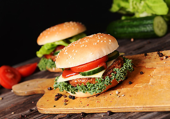 포토 JPG 해외이미지 접시 음식 잎 토마토 채소 과일 부분 양파 치즈 샌드위치 육류 스테이크 요리 씨앗 사람없음 옆모습 식사 저녁식사 치킨 햄버거 시골 신선 그릴 폐기물 상품 상추 바비큐 강의 케첩 먹기 허브 속도 깨 흙더미 점심식사 번 치즈버거 해로움 핸드메이드 해외202004 해외포토 식물 식기 빵 뷰포인트 컨셉 식재료 모션 주방용품 유제품 패스트푸드 서양음식 흙 조미료 소스_음식 쓰레기 닭고기요리 파일형식 더미 이미지허브