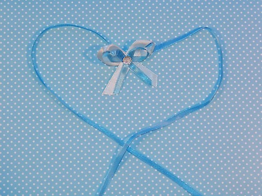 포토 JPG 해외이미지 디자인 리본 종이 백그라운드 컨셉 사람없음 장식 파란색 빛 봄 공백 흰색 직물 자르기 심볼 싱글 질감 고립 엘리먼트 완벽 핸드메이드 해외202004 해외포토 계절 컬러 모션 파일형식 이미지허브