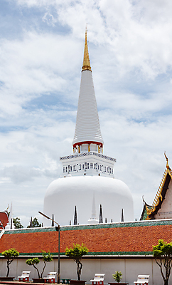 포토 JPG 해외이미지 디자인 아시아 종교 전통문화 불교 건축양식 태국 사람없음 장식 빛 교회 탑 골동품 흰색 기도 농촌 사찰 역사 수도원 명승지 사리탑 옛날 스타일 해외202004 해외포토 전통 건축물 건축 나라 문화 컬러 종교건축 풍경 건물 시골 파일형식 이미지허브