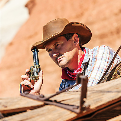 포토 JPG 해외이미지 동물 남자 문화 밧줄 미술 한명 사람 이벤트 소년 갈색 미국 경쟁 용기 자신감 소 카우보이 승차 먼지 조랑말 영웅 안장 로데오 라이더 서쪽 해외202004 해외포토 1 그릇 감정 어린이 줄 컬러 컨셉 북아메리카 포유류 모션 문화예술 말_동물 방향 파일형식 이미지허브