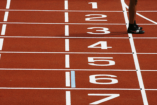 포토 JPG 해외이미지 모양 라이프스타일 도로 스포츠 건강 사람없음 야외 그래픽 달리기 조깅 숫자 에너지 아내 달리기선수 선로 해외202004 해외포토 문자 길 교통시설 모션 생활 운동 육상선수 파일형식 이미지허브