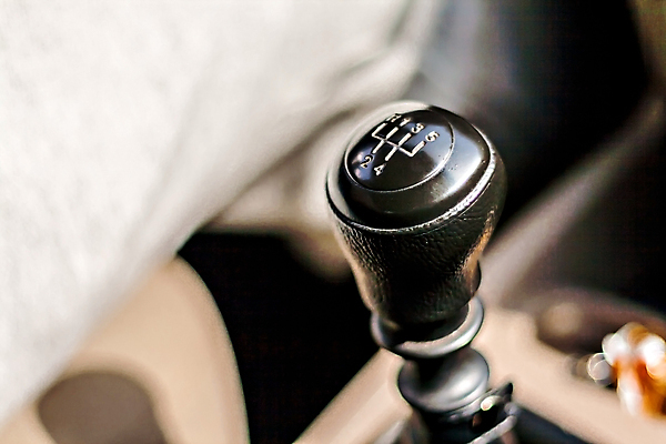 포토 JPG 해외이미지 식물 디자인 스포츠 백그라운드 컨셉 비즈니스 부분 교통시설 자동차 새로움 실내 손잡이 사람없음 내부 빛 숫자 유행 금속 검은색 힘 장비 운전 원형 막대기 변화 가죽 땅 편지 속도 엔진 기어 모터 방법 설명서 제어 해외202004 해외포토 도형 문자 육상교통 컬러 교통 모션 재질 시설 파일형식 이미지허브